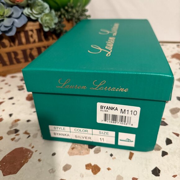 Lauren Lorraine "Byanka" (M110), Women's Sandal, Silver, Size 11 - Picture 4 of 6